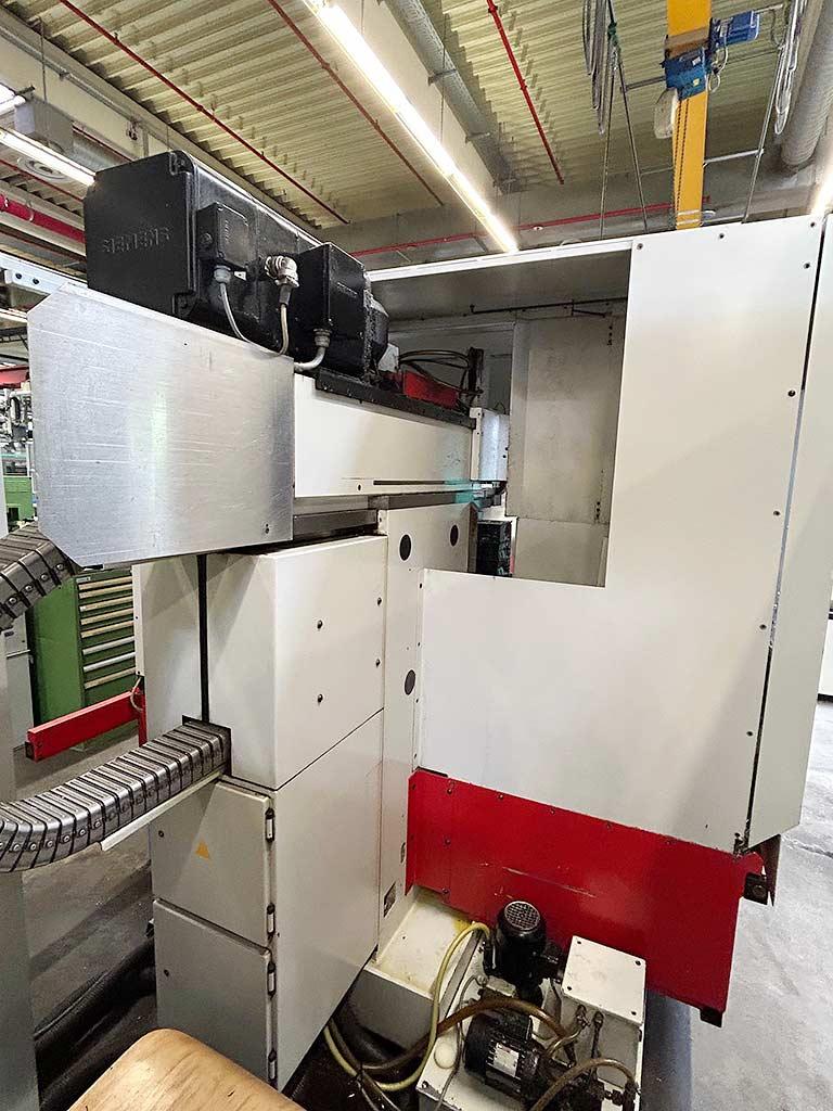 CNC Universal Milling and Drilling Machine Hermle UWF 1001 H - Thumbnail 3