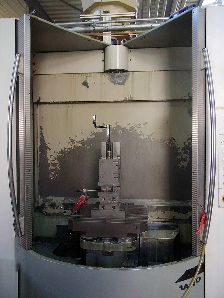 CNC Machining Center Deckel Maho DMC 63 H - Thumbnail 3