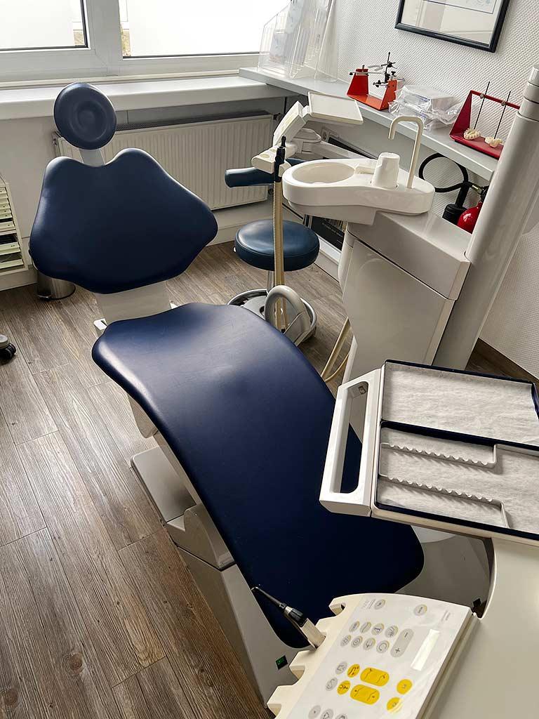 Treatment Chair Ritter D 428 U/D 720/Piezoson - Image 1