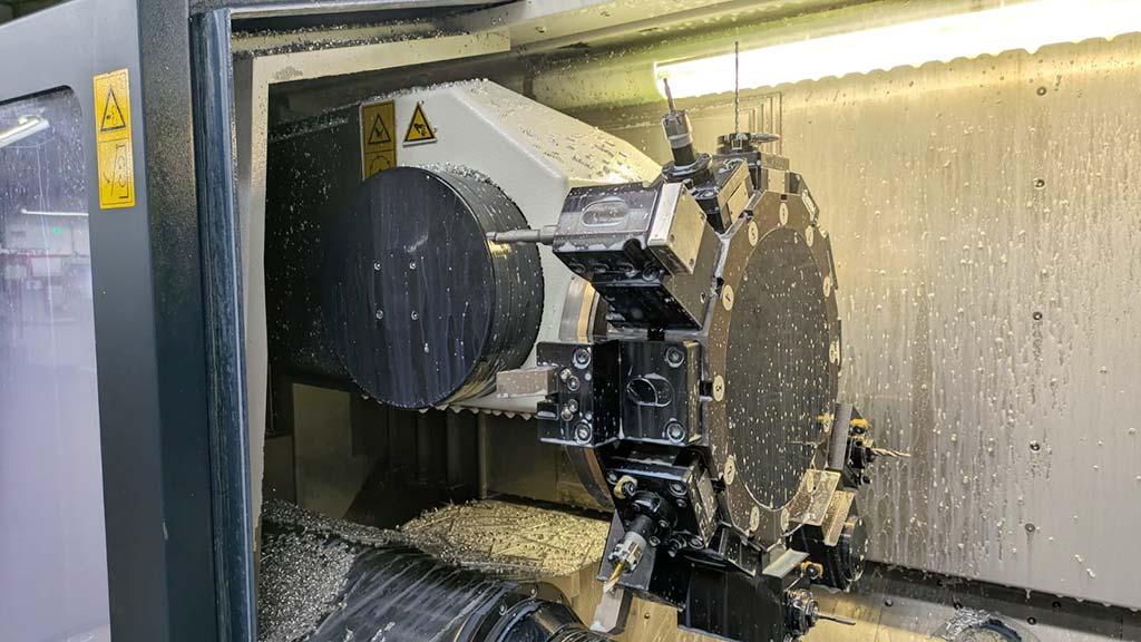 CNC Double-Spindle Turning Milling Center Spinner TTS 65-DUPLEX - Image 1